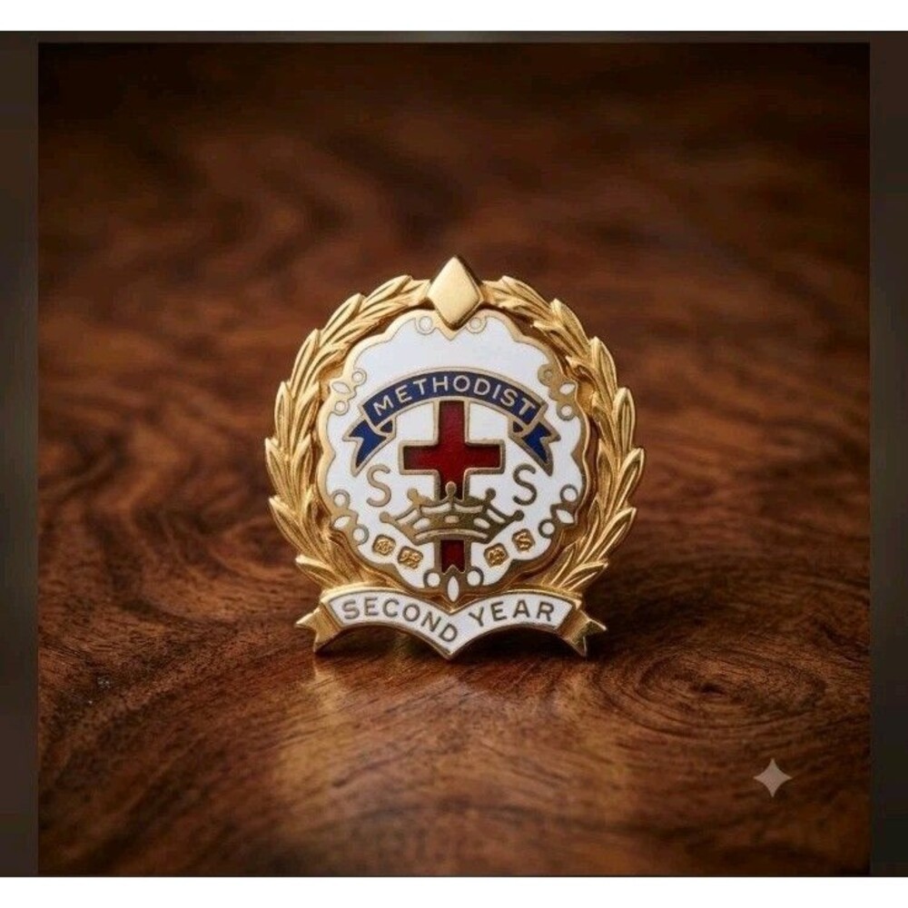 Vintage Methodist Sunday School Medal Pin Second Year Enamel Gold Tone Badge
